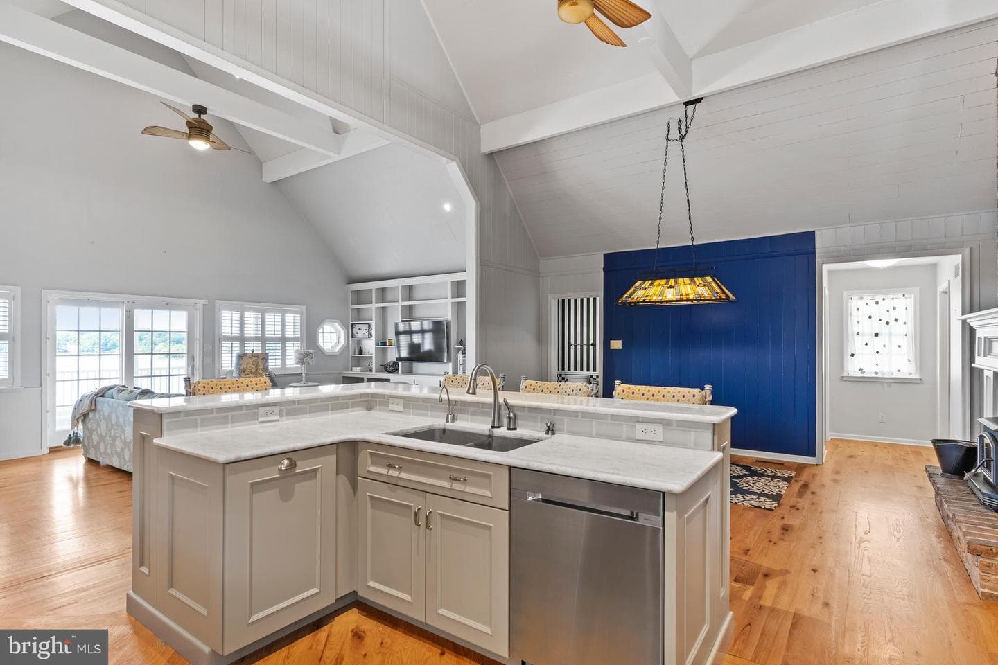 46 Lake Meade Drive photo 6