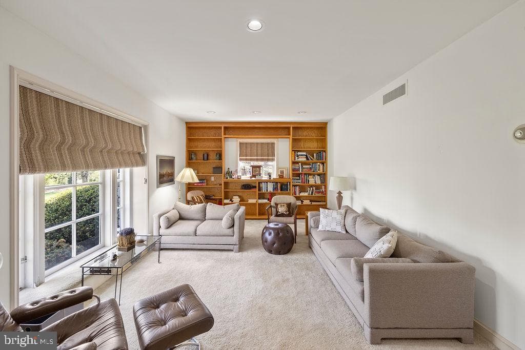 30 Longview Drive photo 57