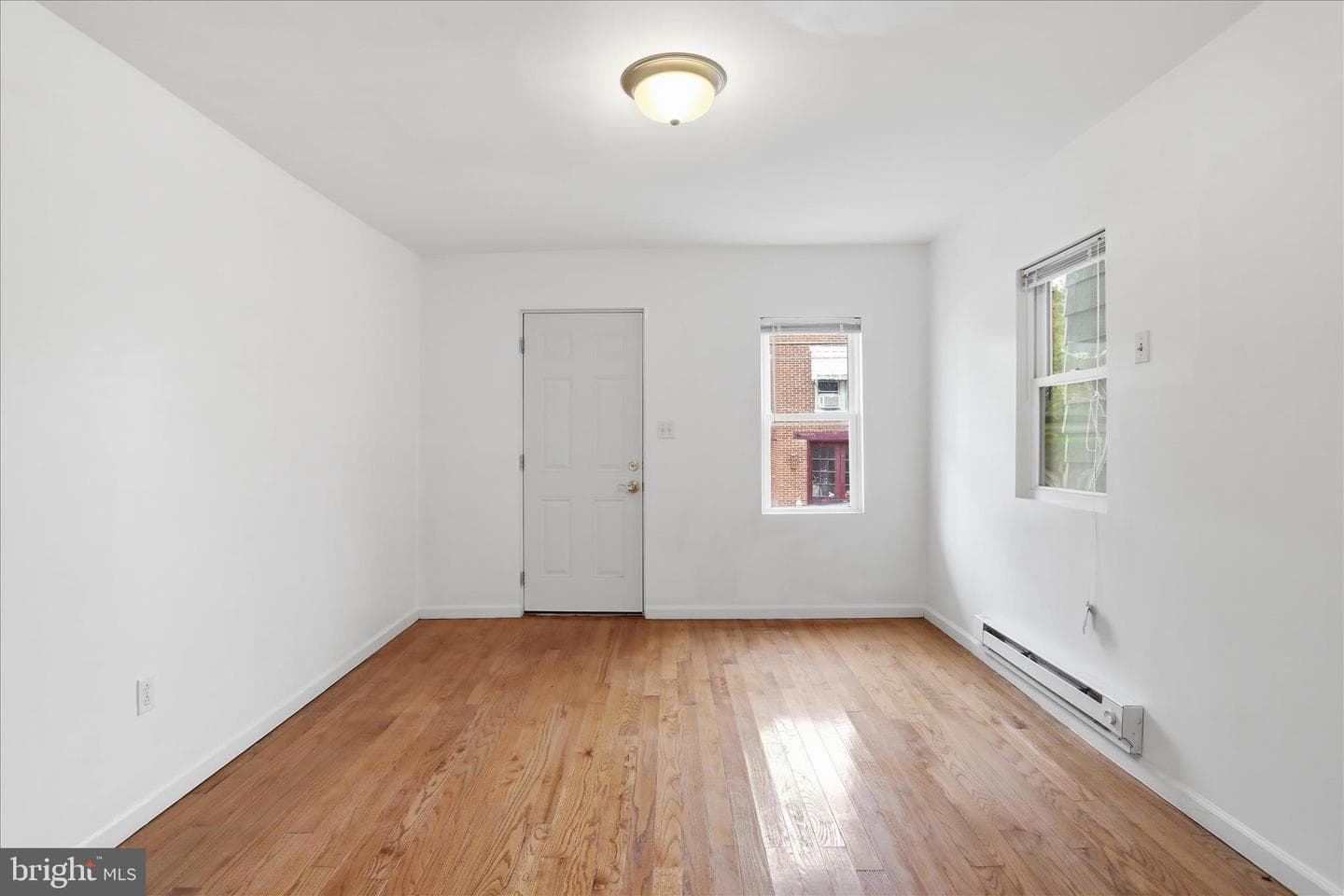 244 S Washington Street photo 15