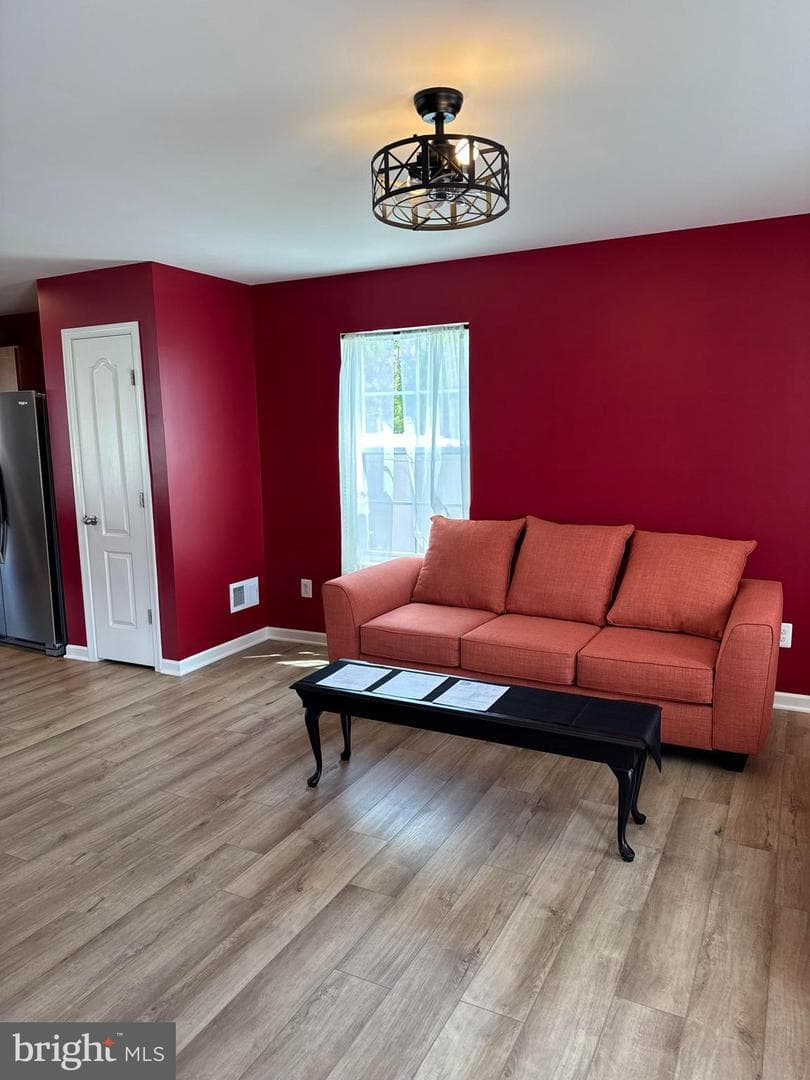 96 Chesterfield Road photo 8