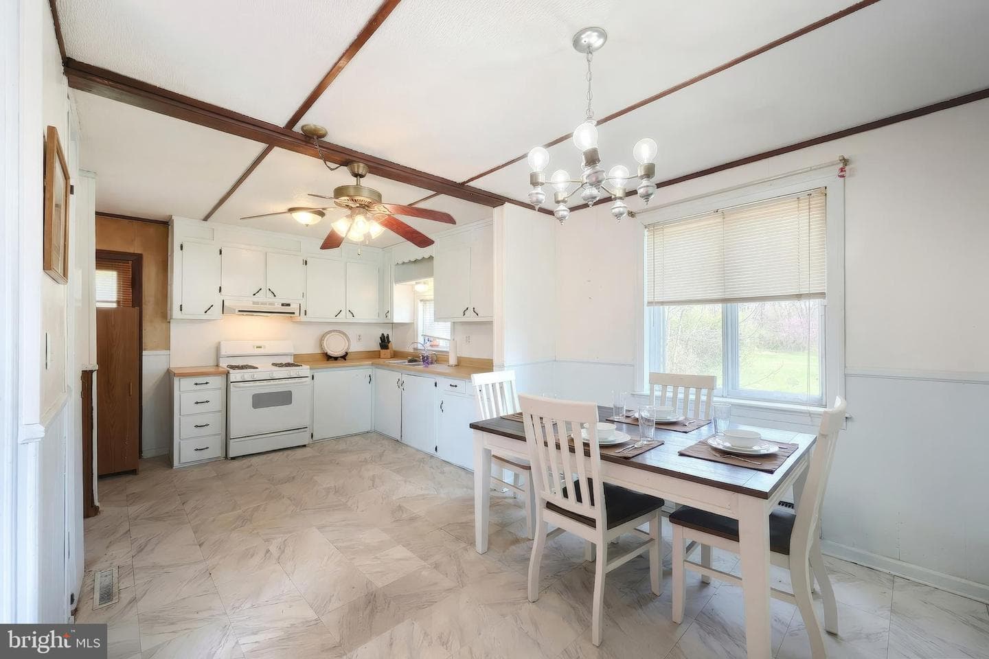 66 Little Avenue photo 6