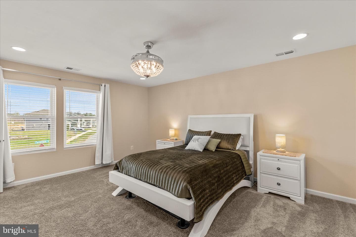 18 Chesterfield Road photo 12