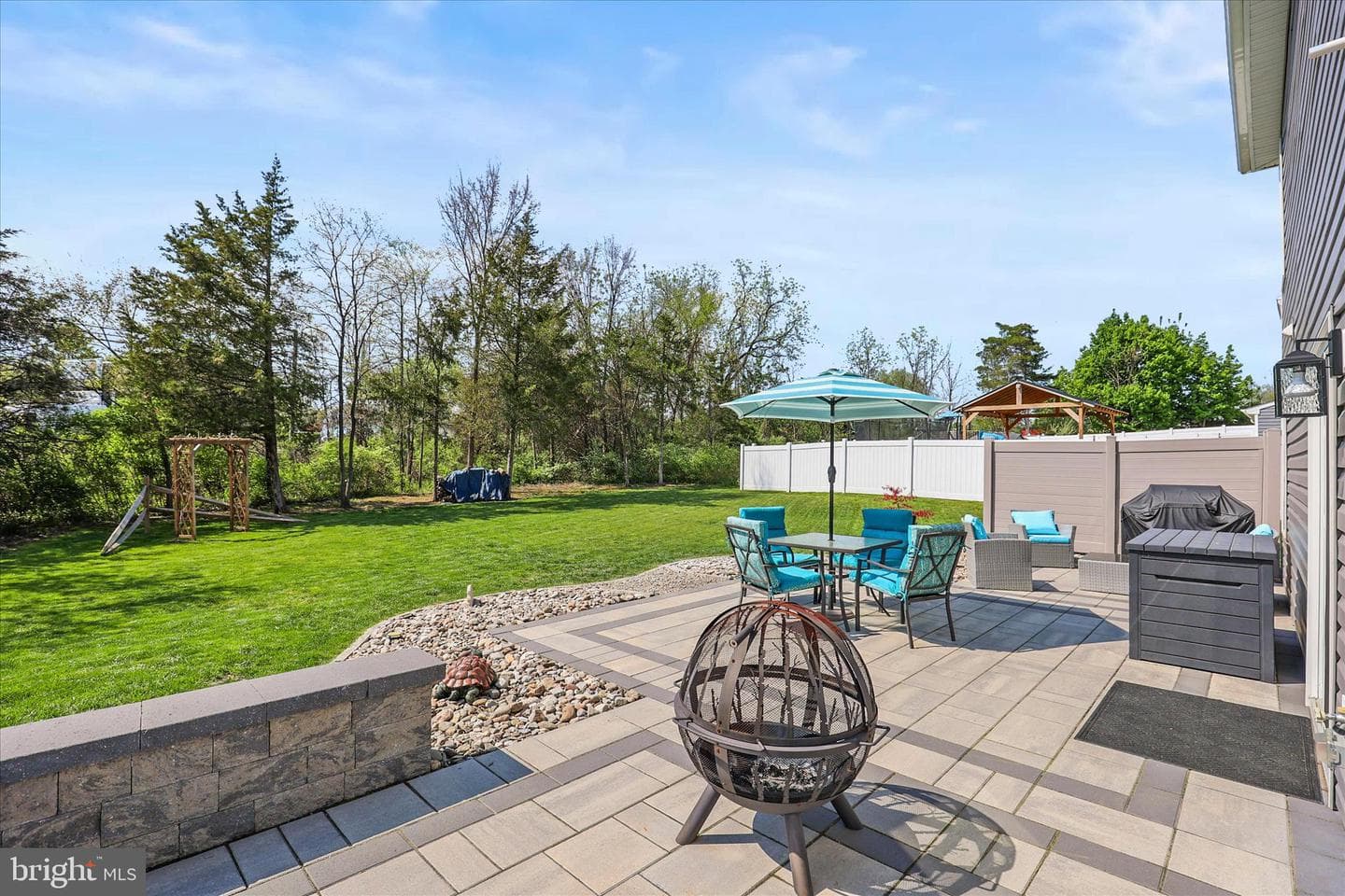 18 Chesterfield Road photo 6