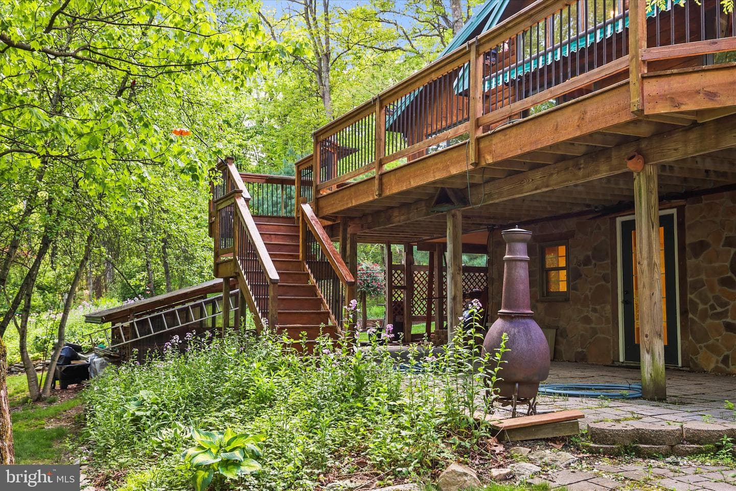166 Woodview Road photo 6