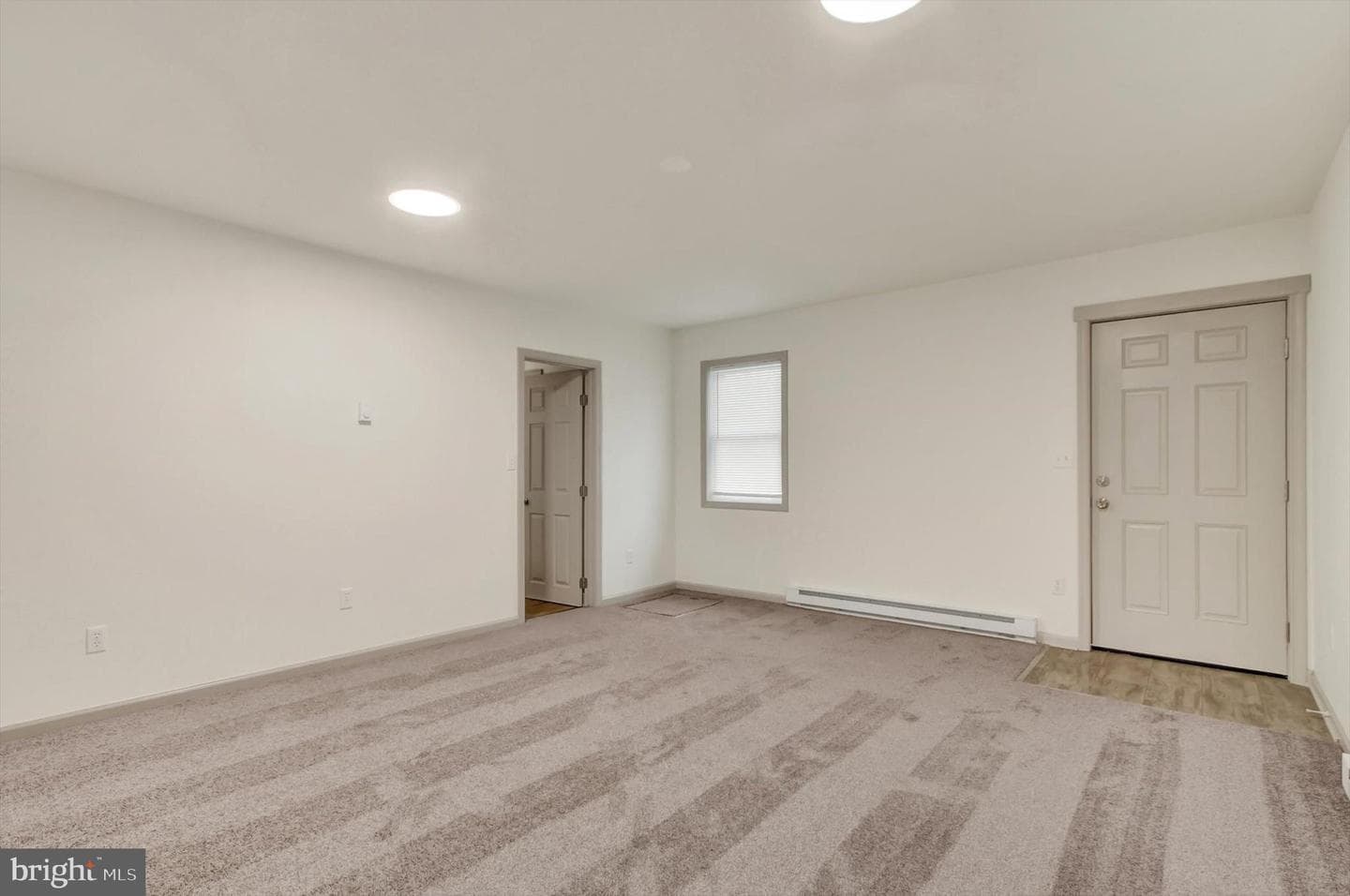 405 W King Street photo 18