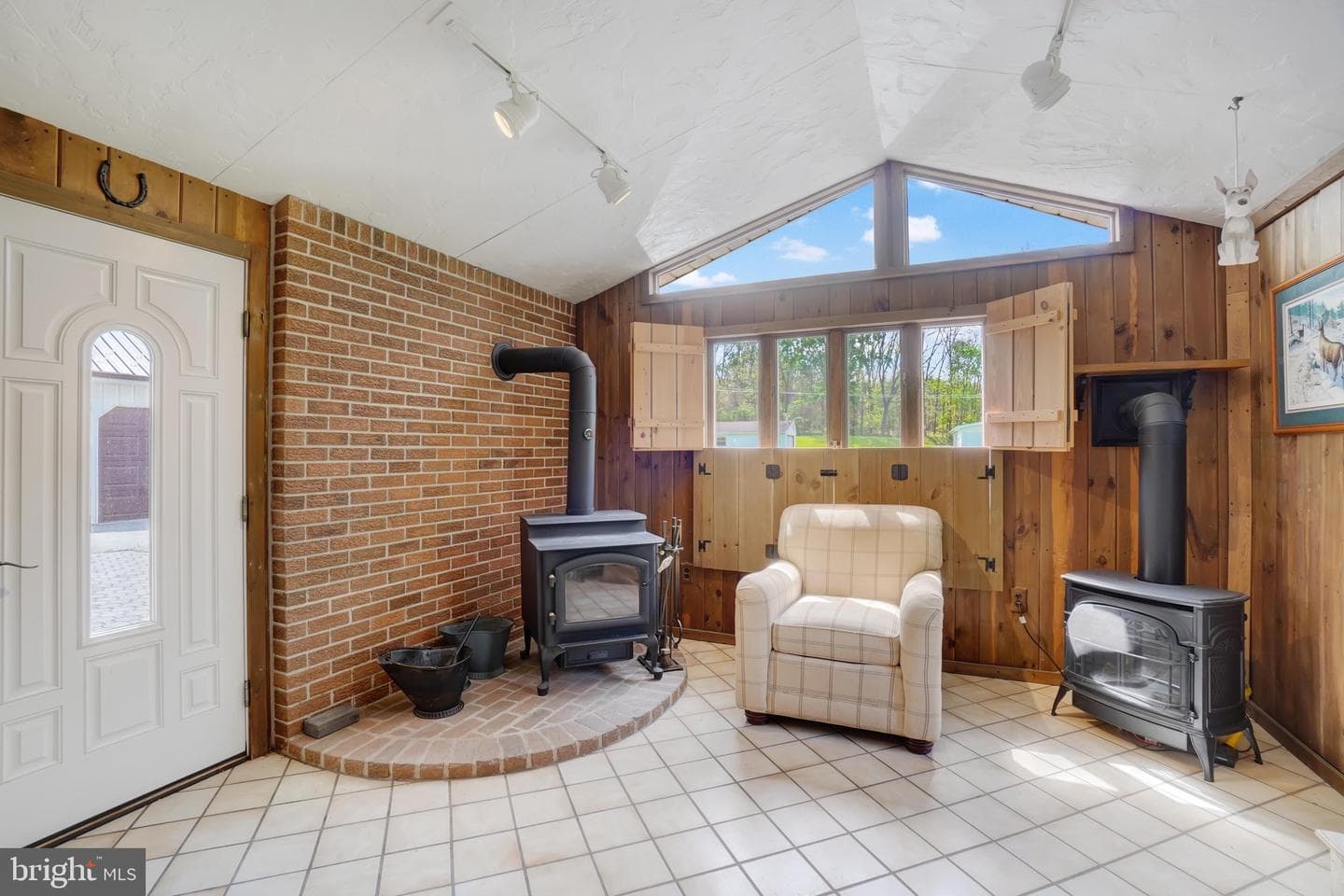 315 700 Road photo 14