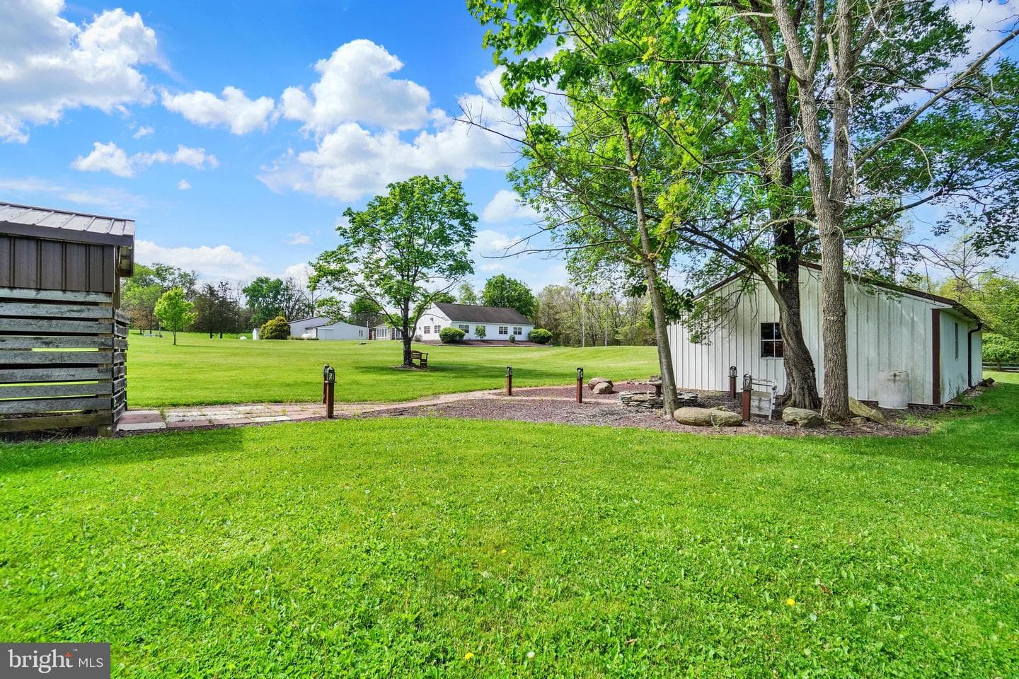 315 700 Road photo 23