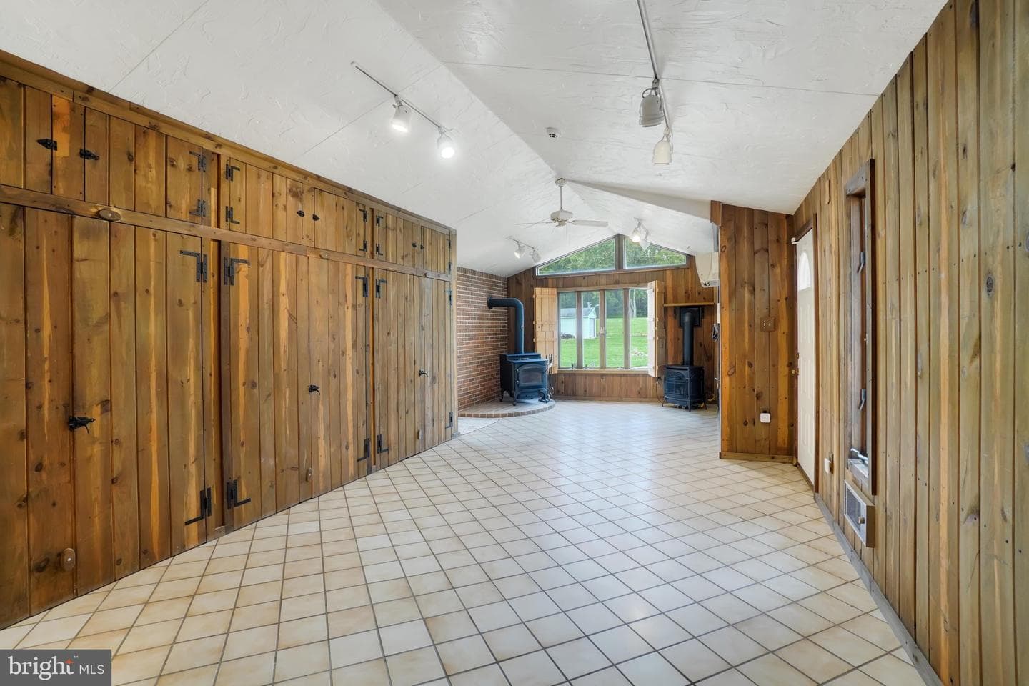 315 700 Road photo 46