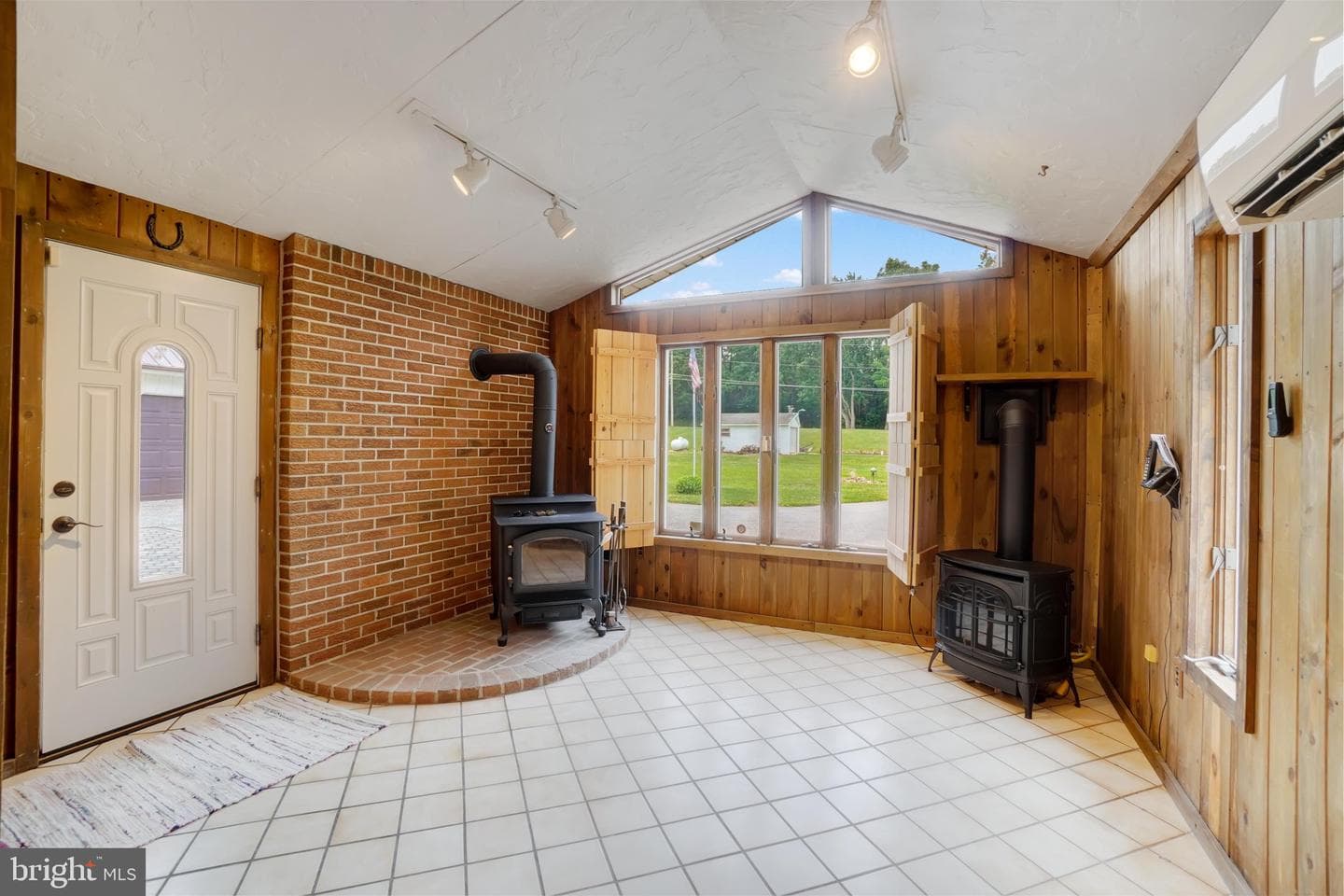 315 700 Road photo 47