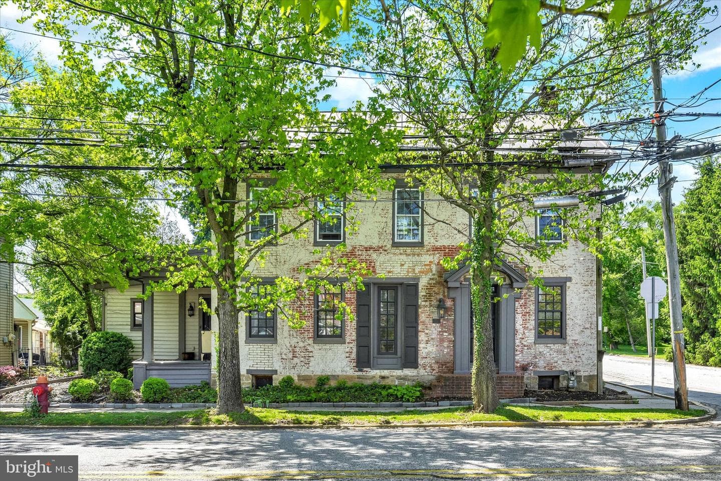 221 Lincoln Way W, New Oxford