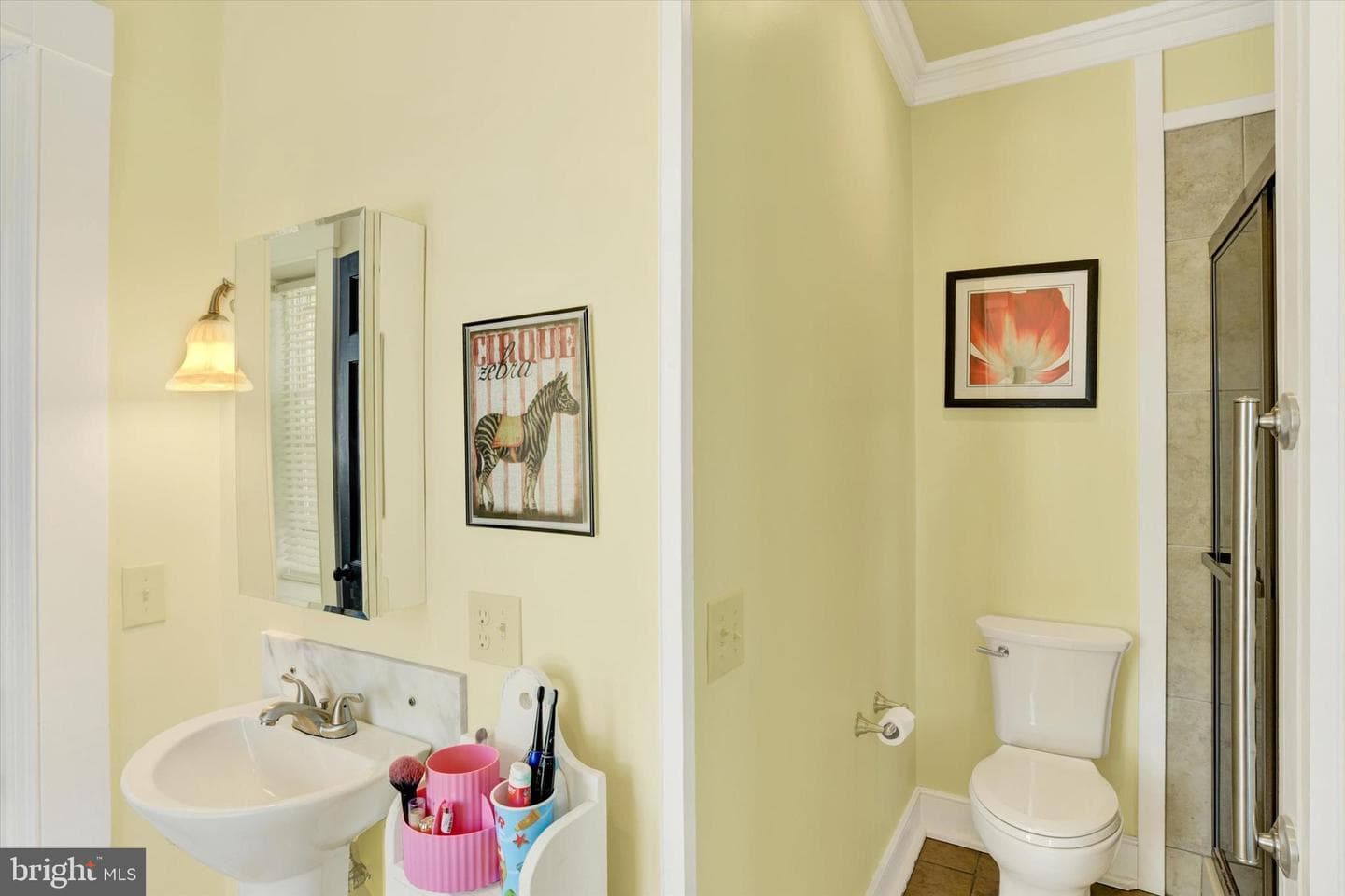221 Lincoln Way W photo 28