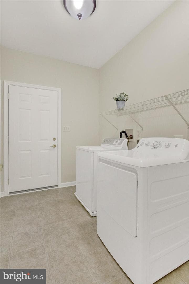 24 St Michaels Way photo 25