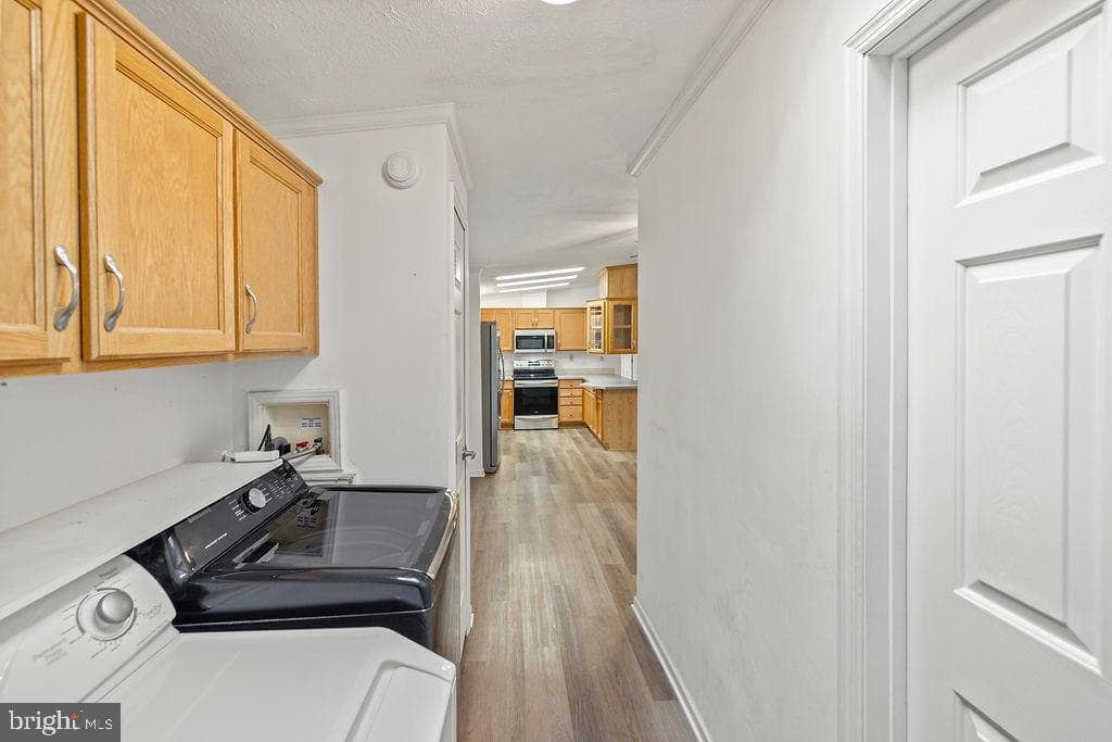 602 Pine Tree Lane photo 11