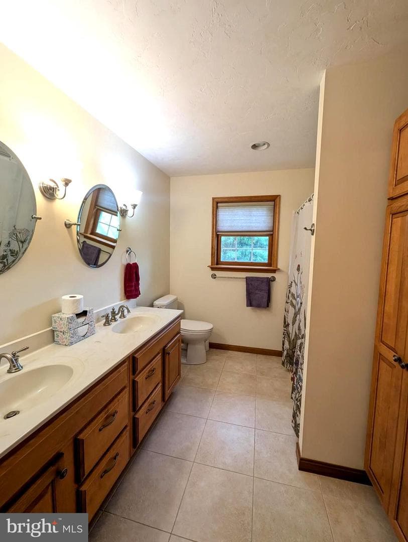85 Southview Drive photo 32