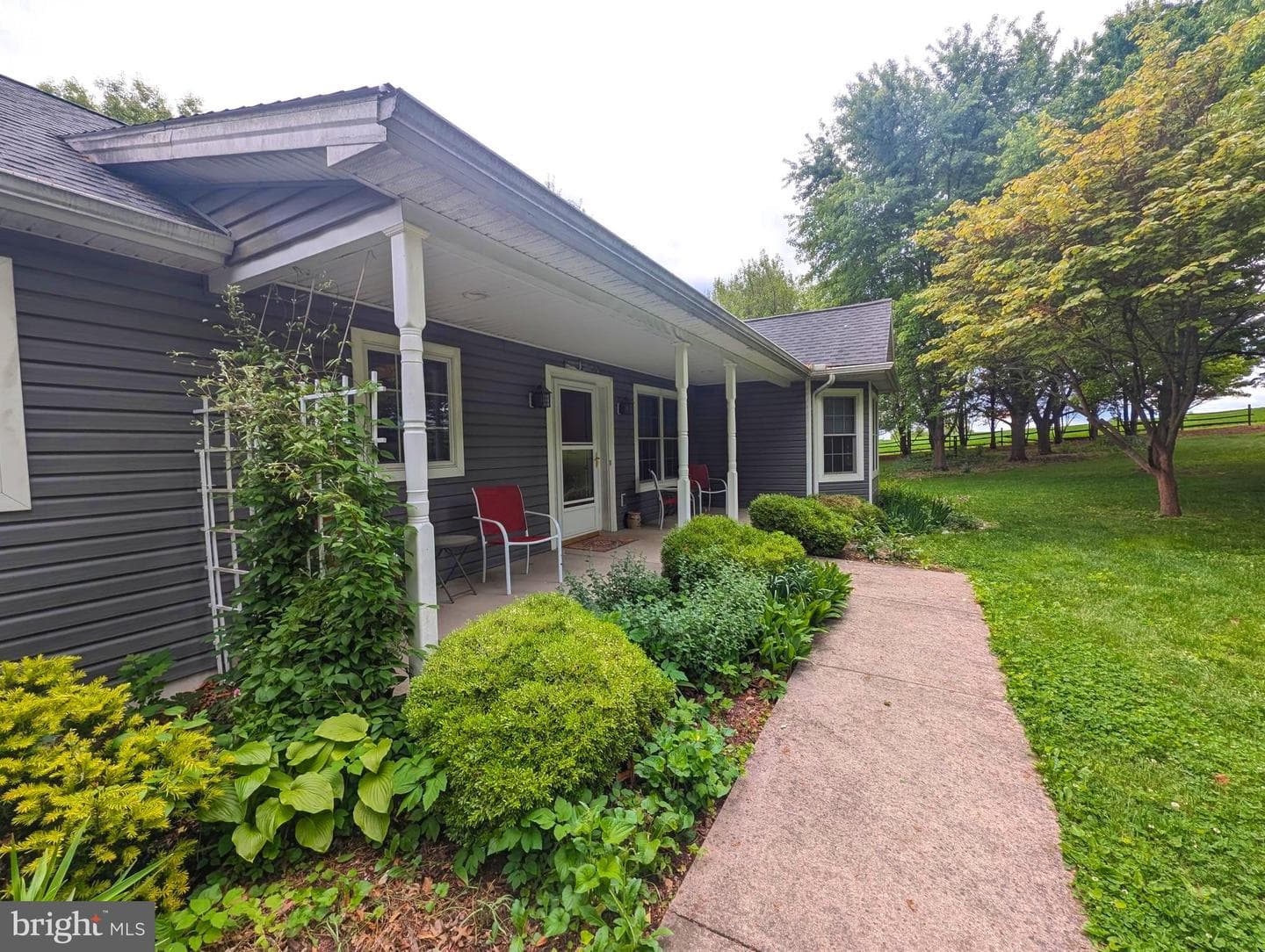 85 Southview Drive photo 6