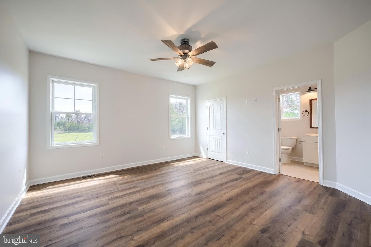 667 Brickyard Rd photo 19