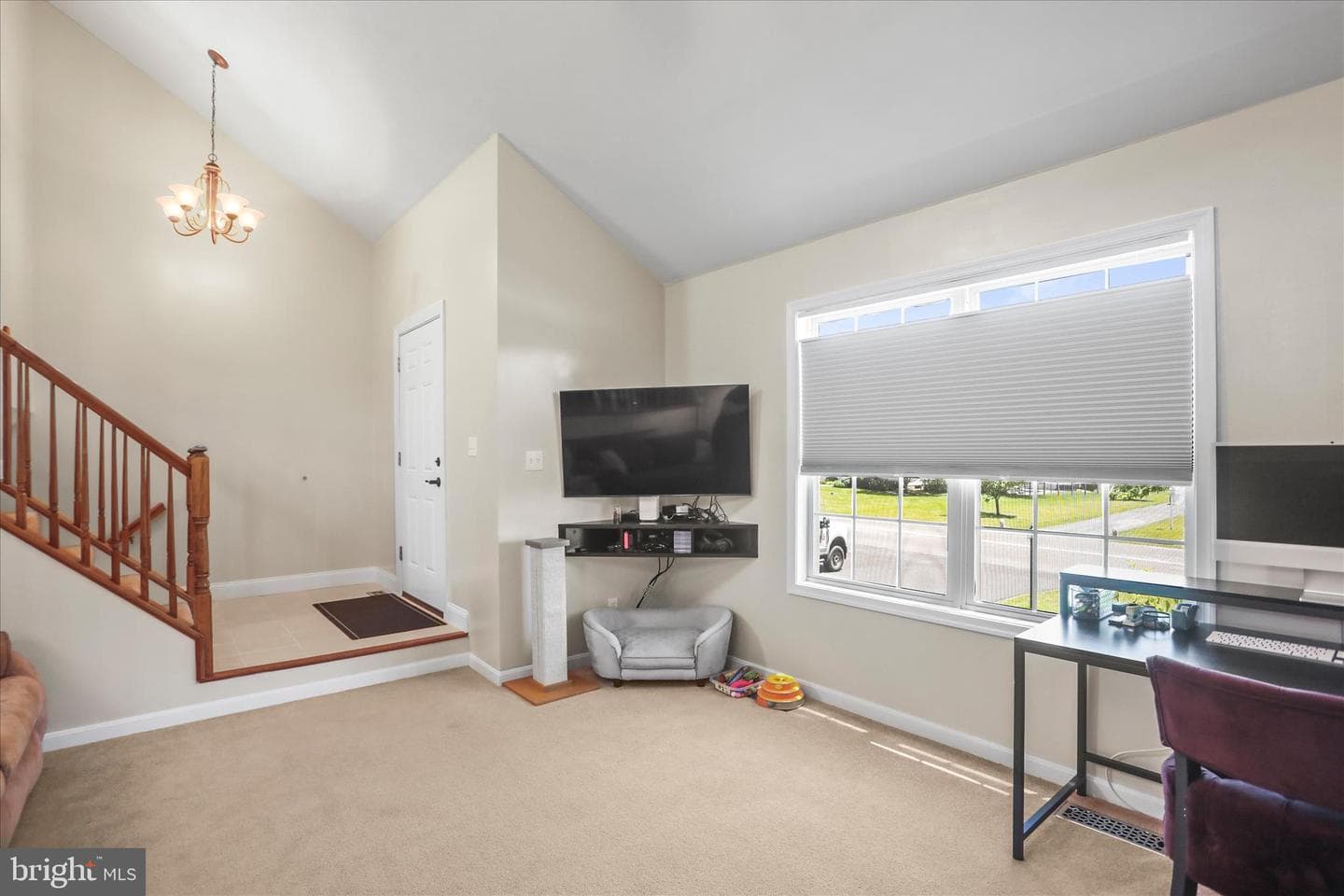 39 N Pheasant Way photo 6
