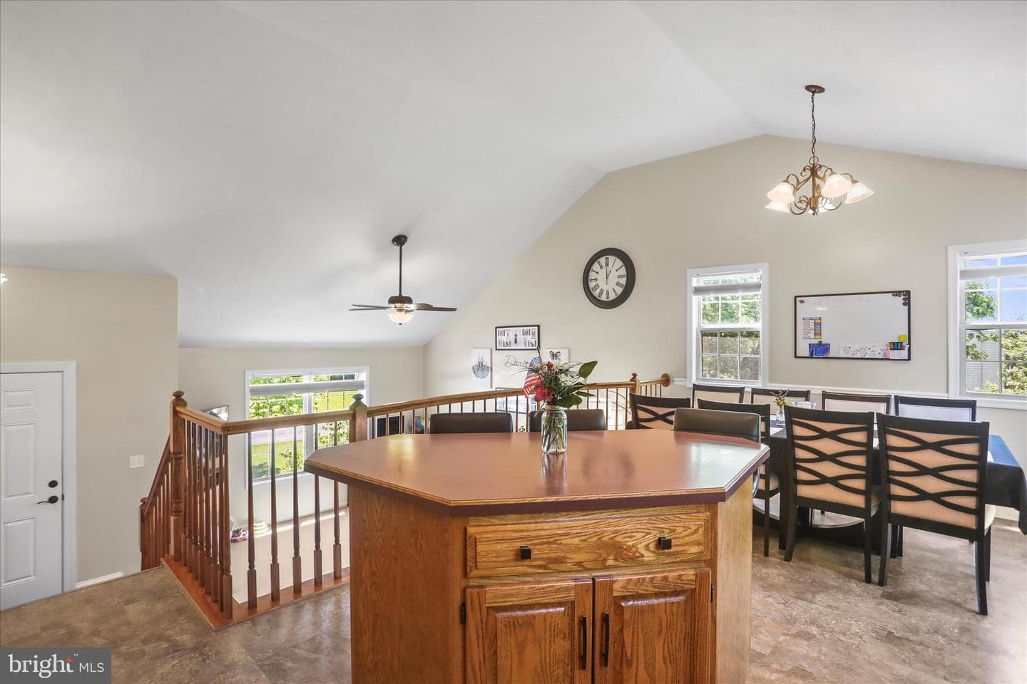 39 N Pheasant Way photo 7
