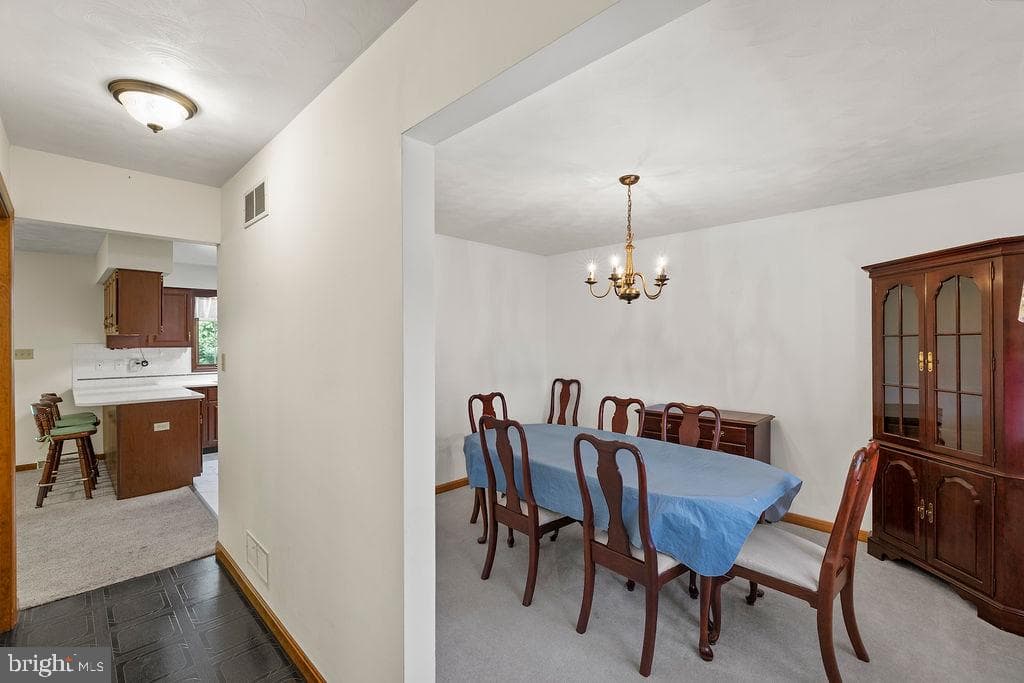 315 Friendship Lane photo 12