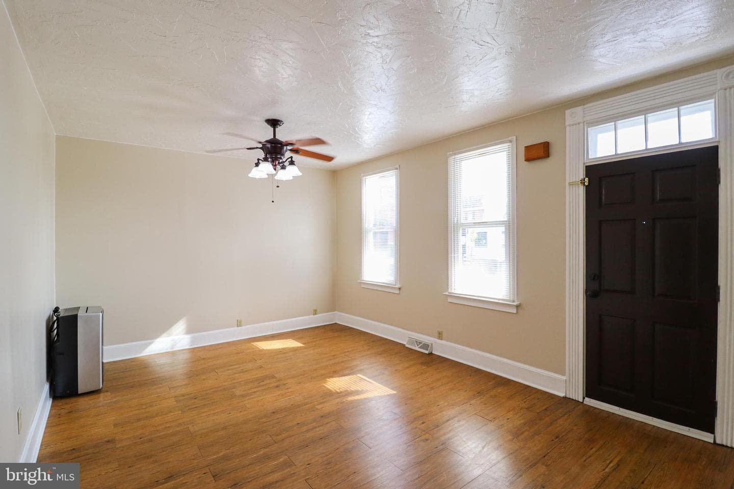 8 Carlisle Street photo 16