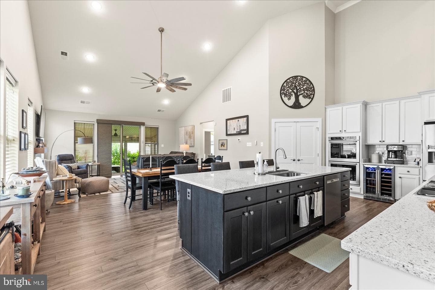 18 Broomsedge Lane photo 10