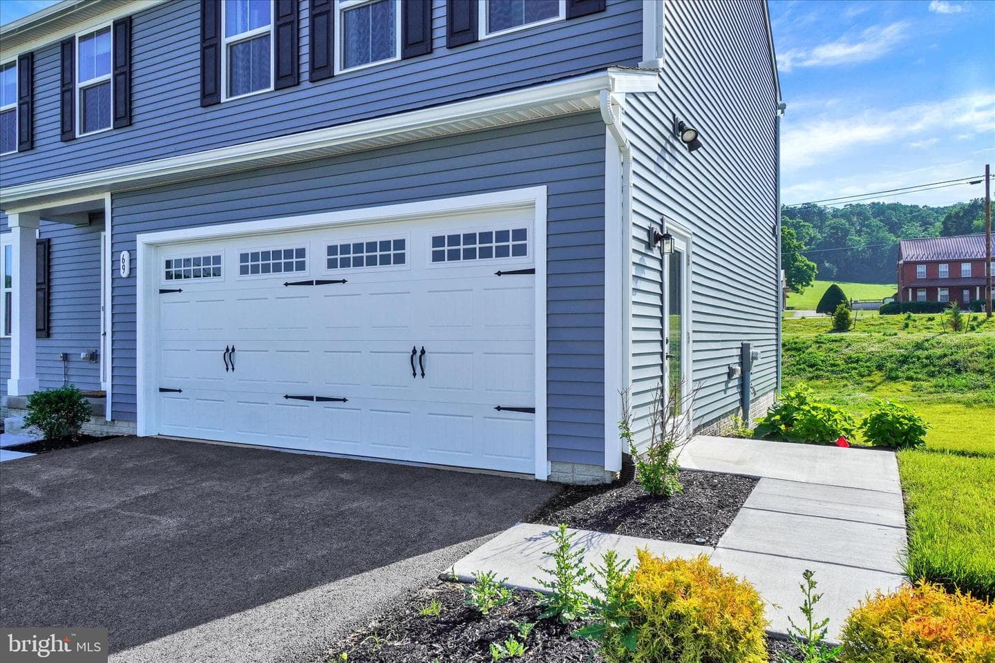 69 Summerfield Drive photo 4