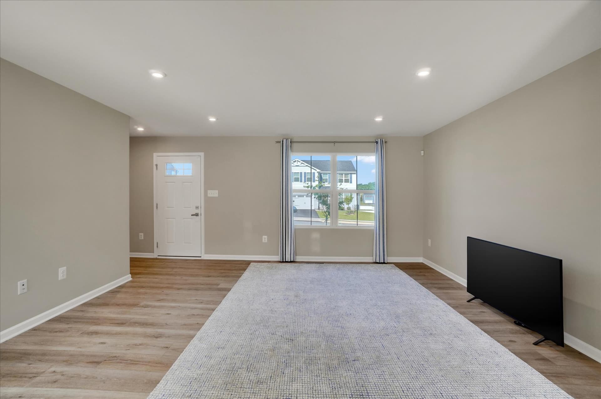 69 Summerfield Drive photo 9
