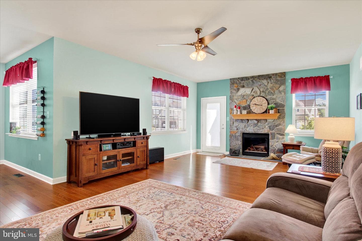 225 Savannah Drive photo 11