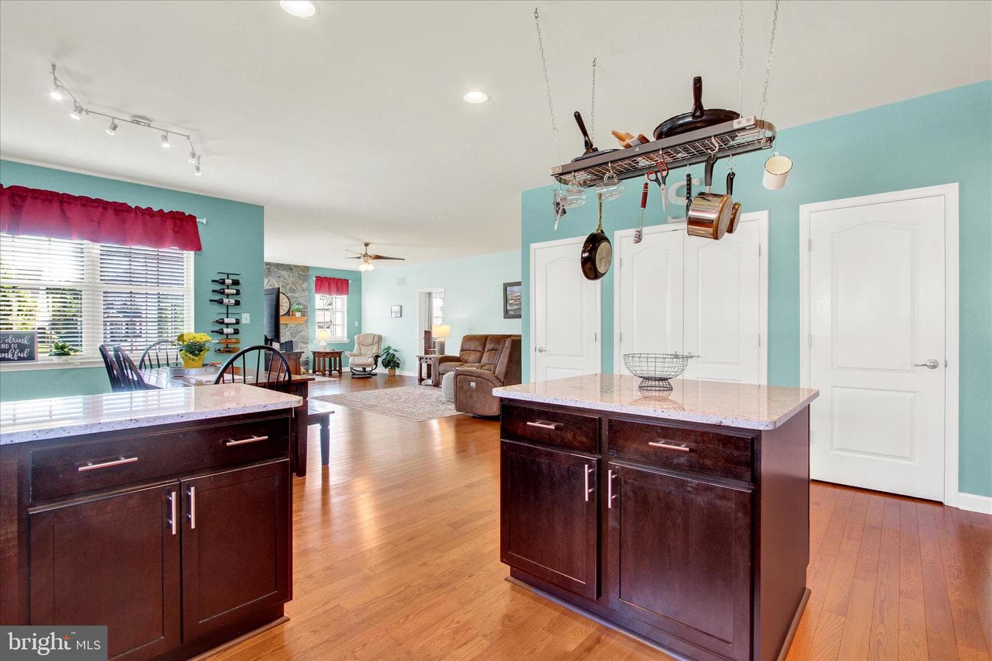 225 Savannah Drive photo 19