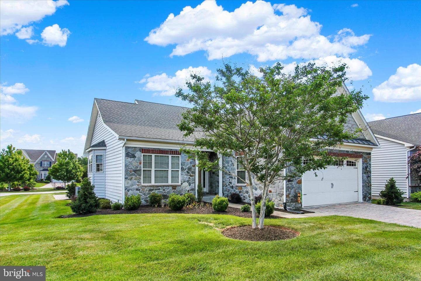 225 Savannah Drive photo 34
