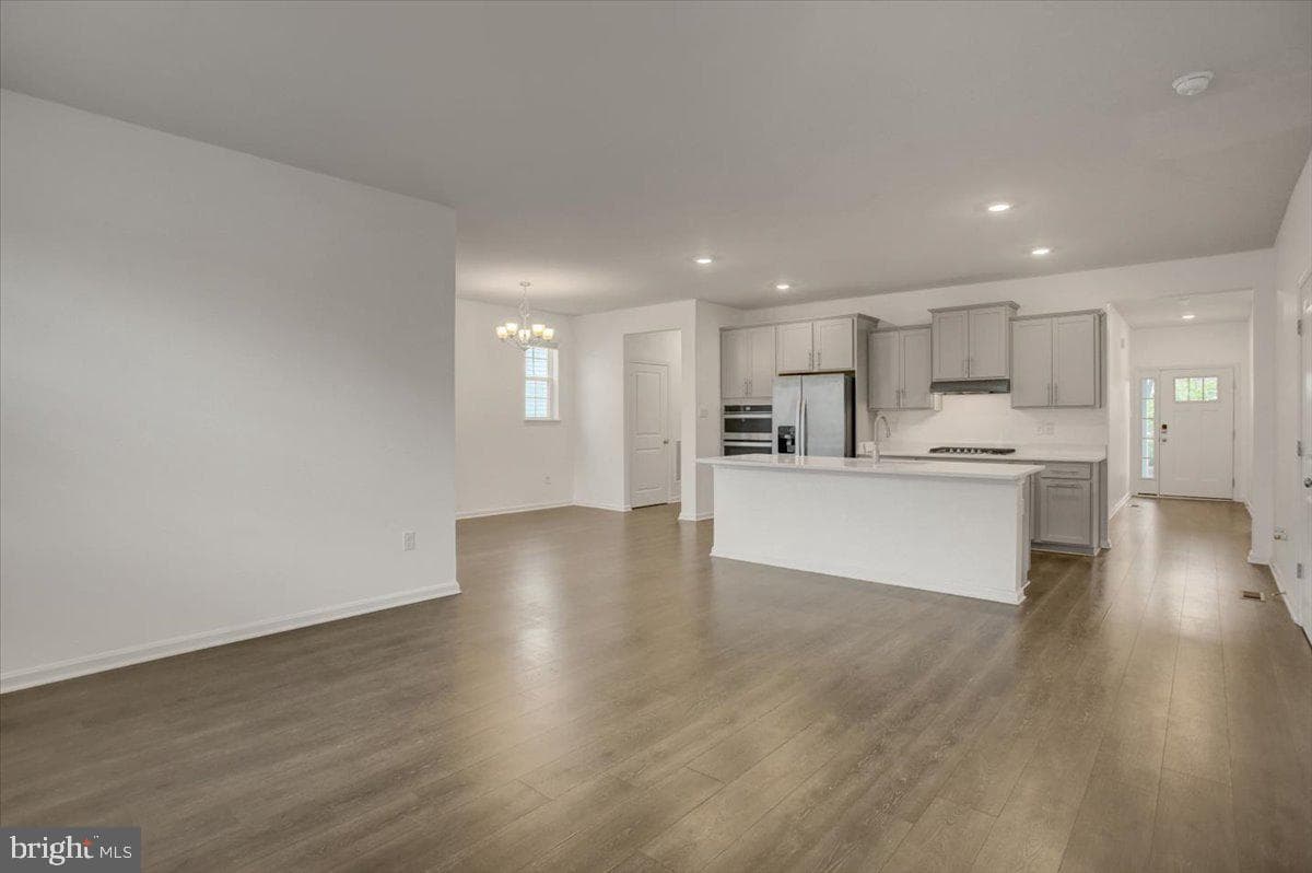 75 Garrison Falls Drive photo 23