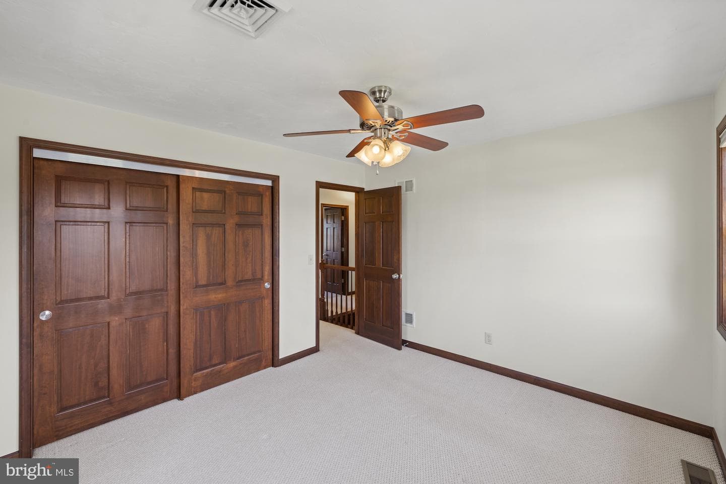 690 Grant Drive photo 38