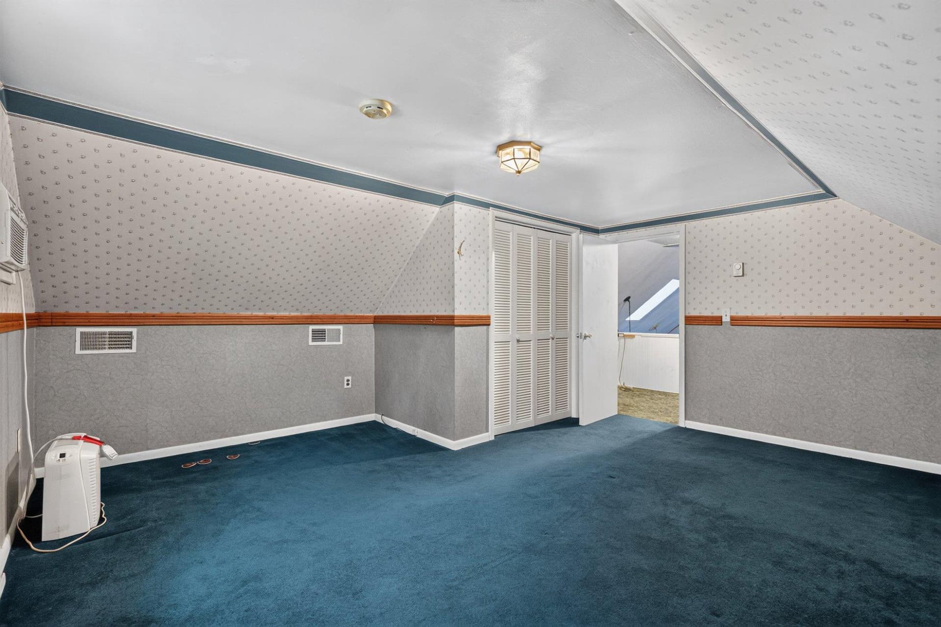 15 Howard Drive photo 26