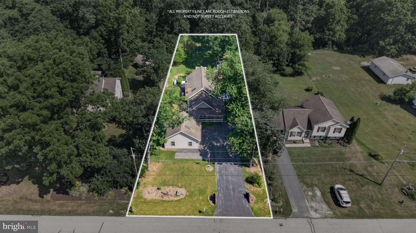 15 Howard Drive photo 31