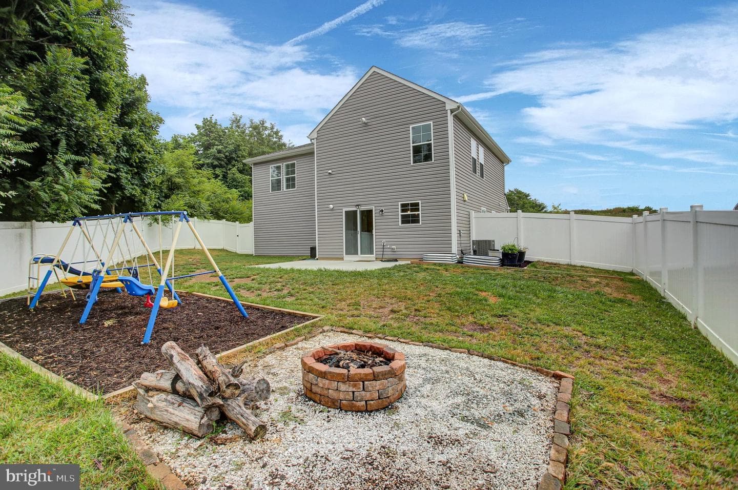 34 Chesterfield Road photo 32