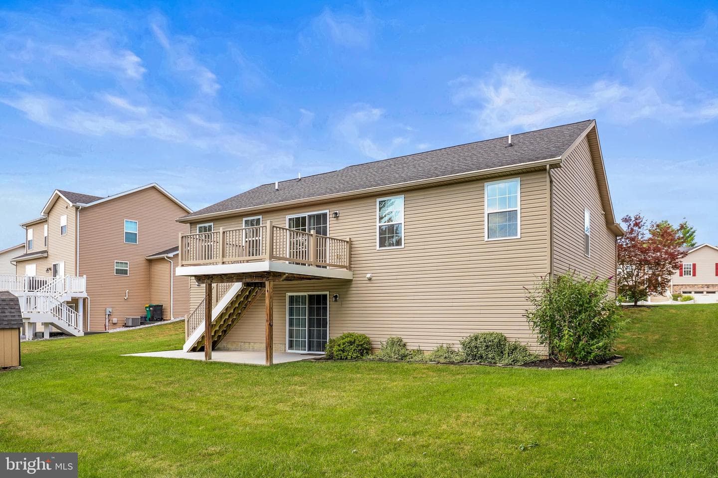 249 Hemlock Drive photo 35