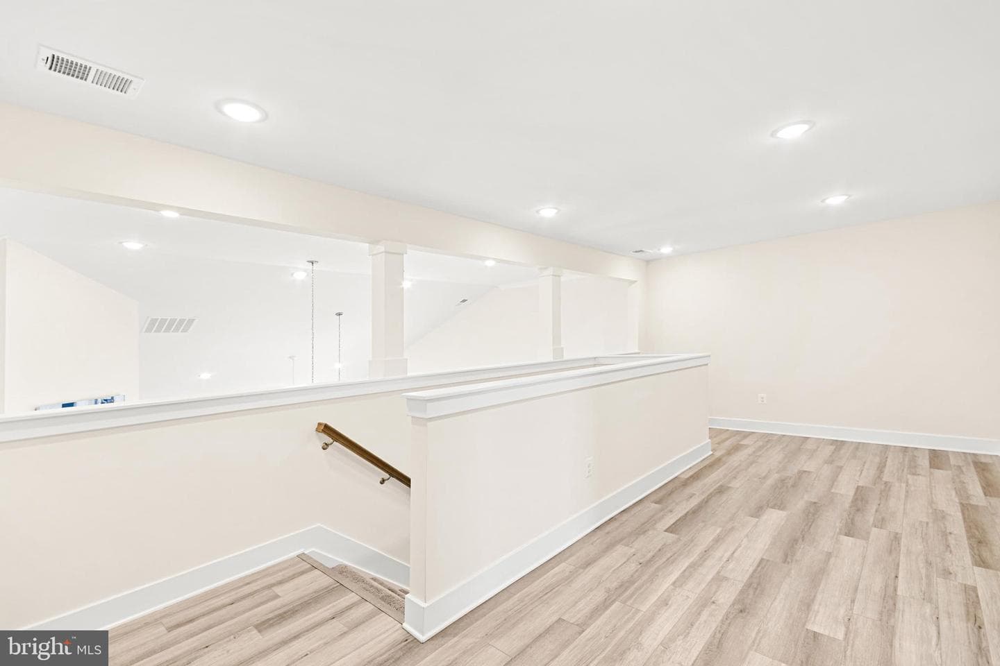 19 Broomsedge Lane photo 41