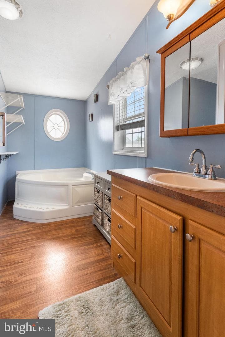 60 Broadwing Drive photo 18
