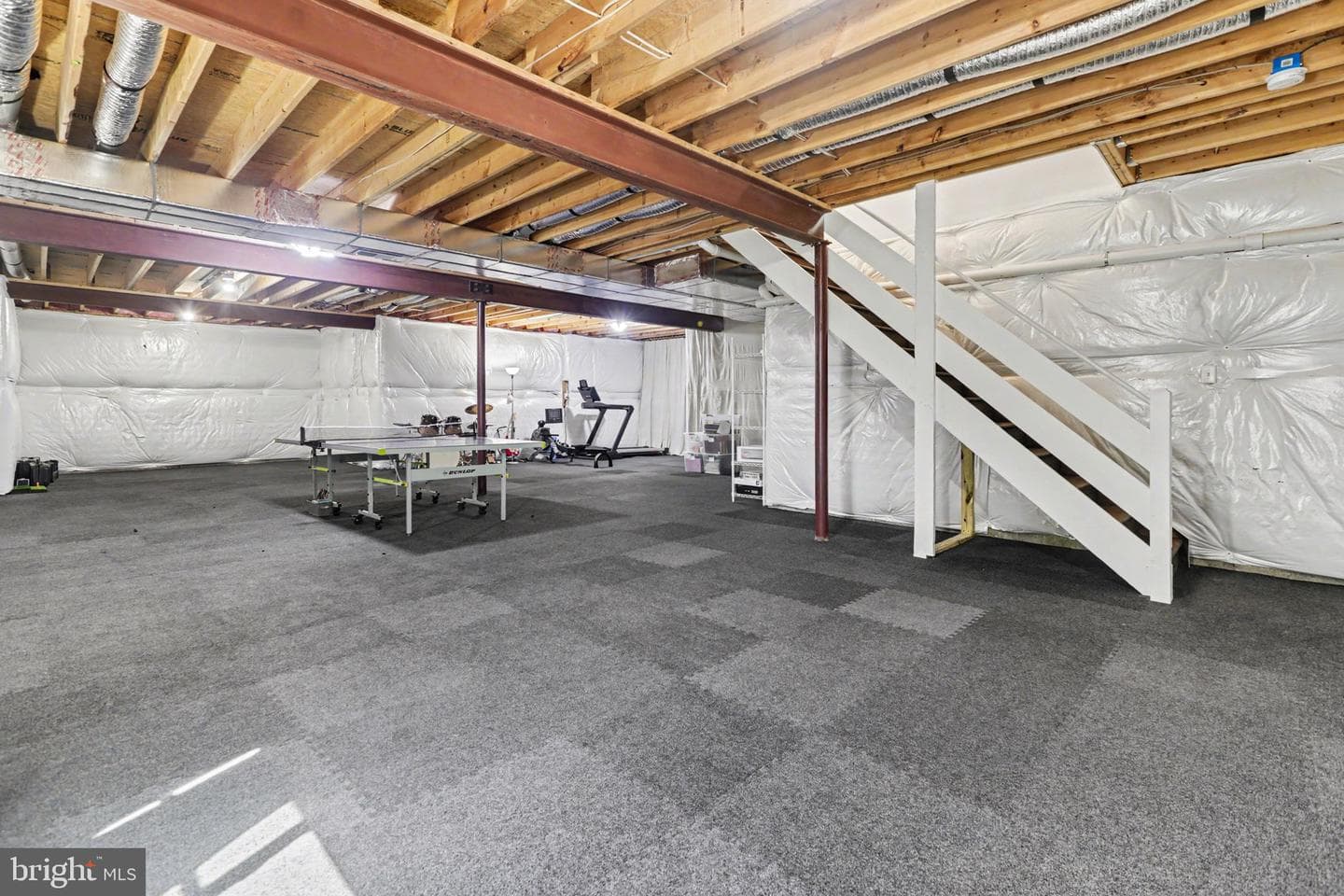 276 Jessica Drive photo 37