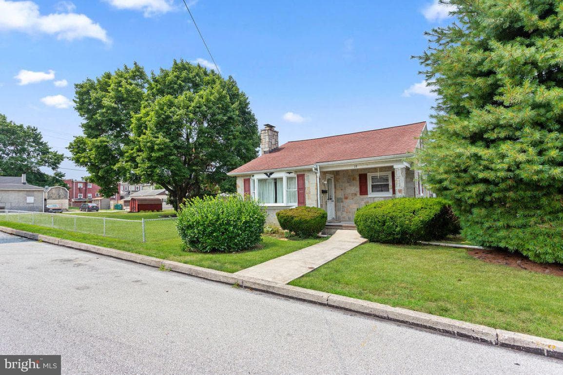 19 N Jefferson Street photo 30