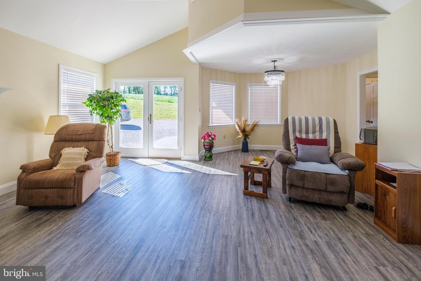 5217 Diehl Way photo 32
