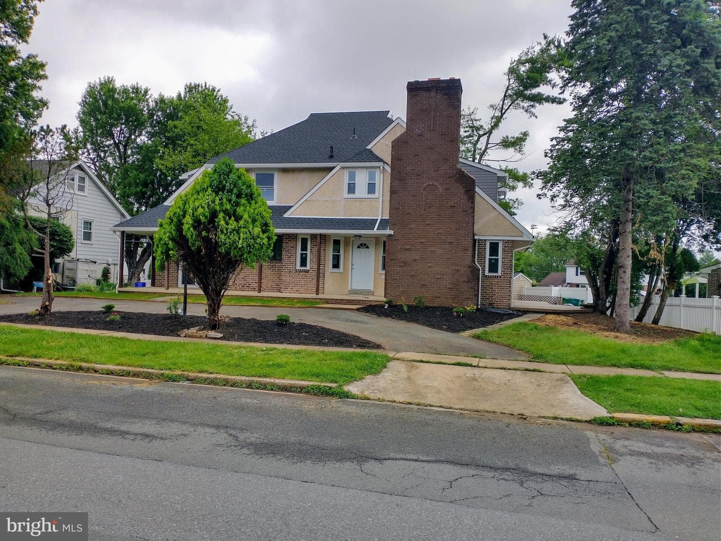 512 Mifflin Boulevard photo 6