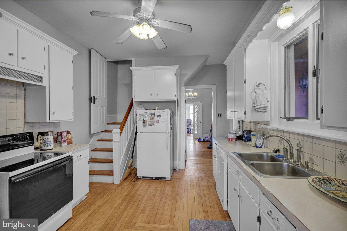 161 W High Street photo 13