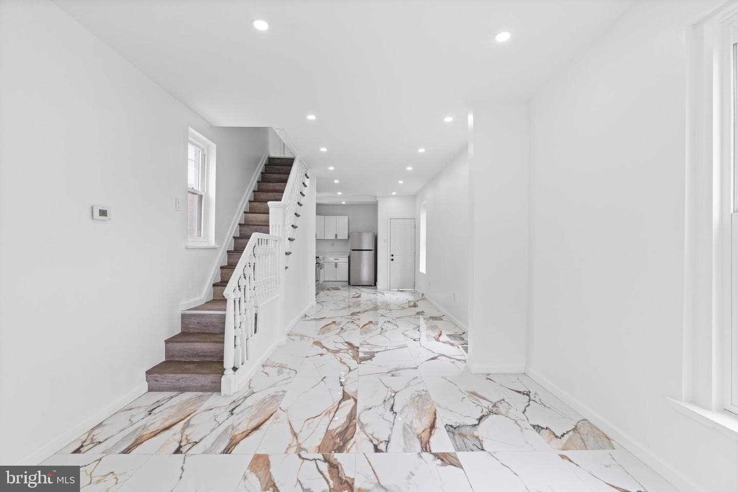 910 Pike Street photo 10