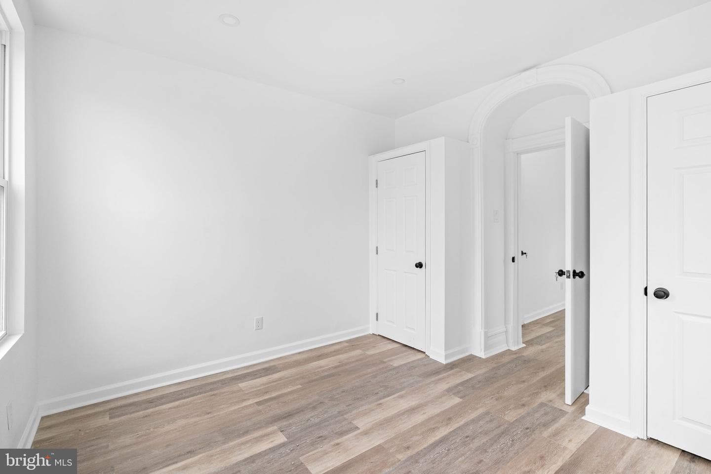 910 Pike Street photo 20