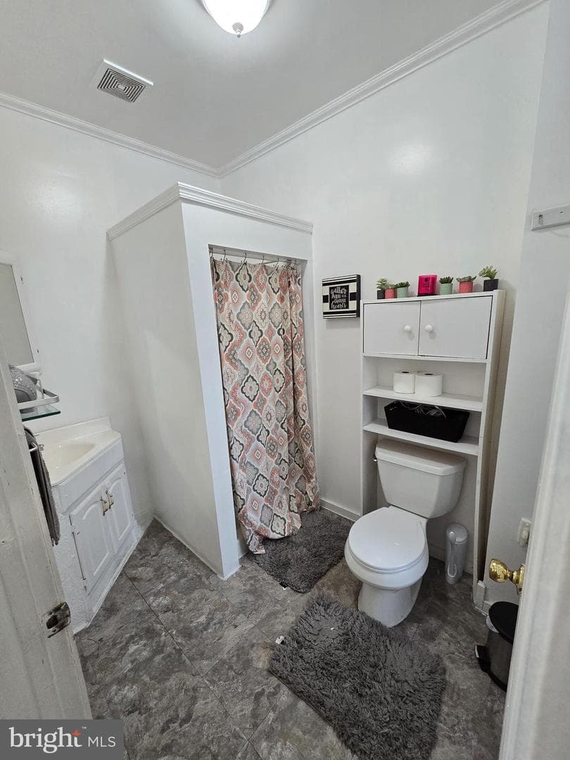 439 Buttonwood Street photo 5