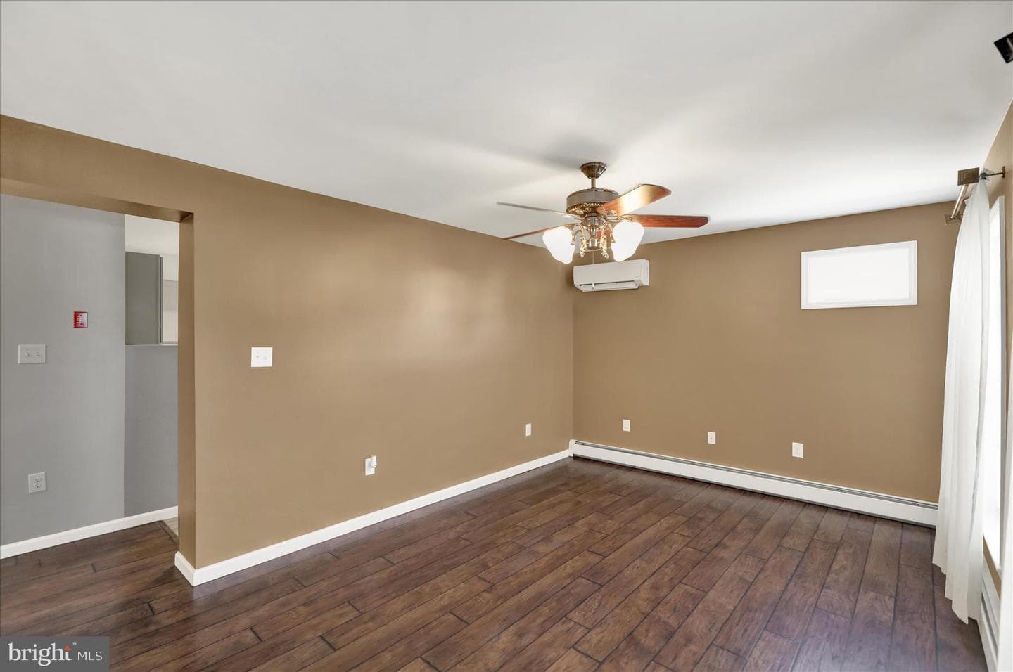 706 Wagon Wheel Lane photo 9
