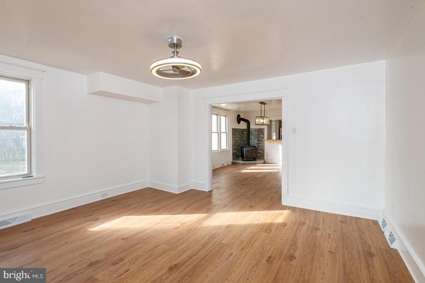202 Water Street photo 6