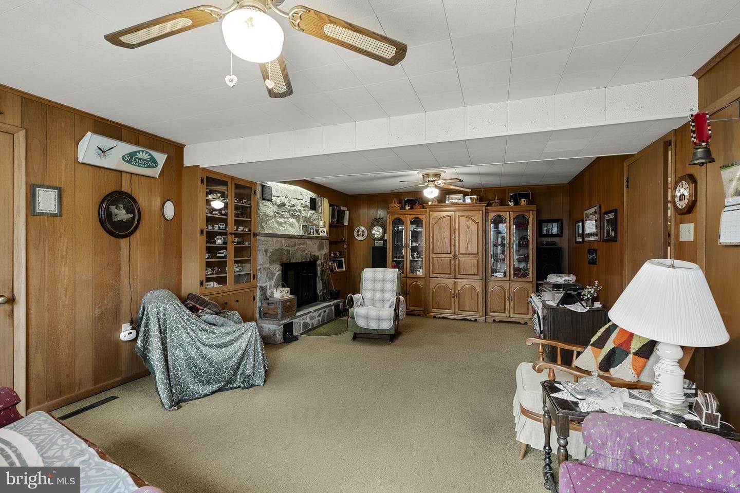 555 Lincoln Drive photo 42