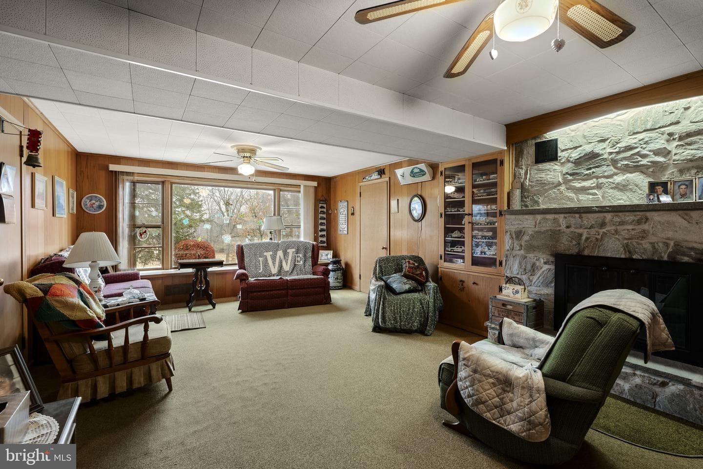 555 Lincoln Drive photo 44